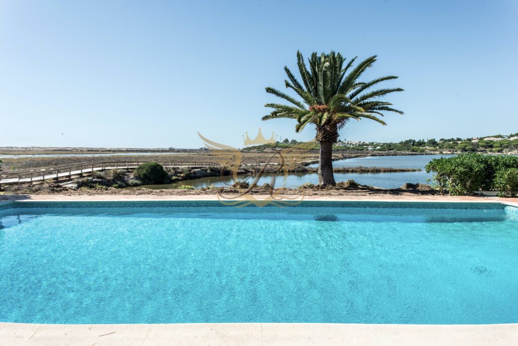 What You Should Consider Before Moving to Algarve