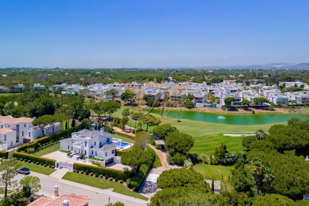 Moving to The Algarve: Quinta do Lago vs Vilamoura